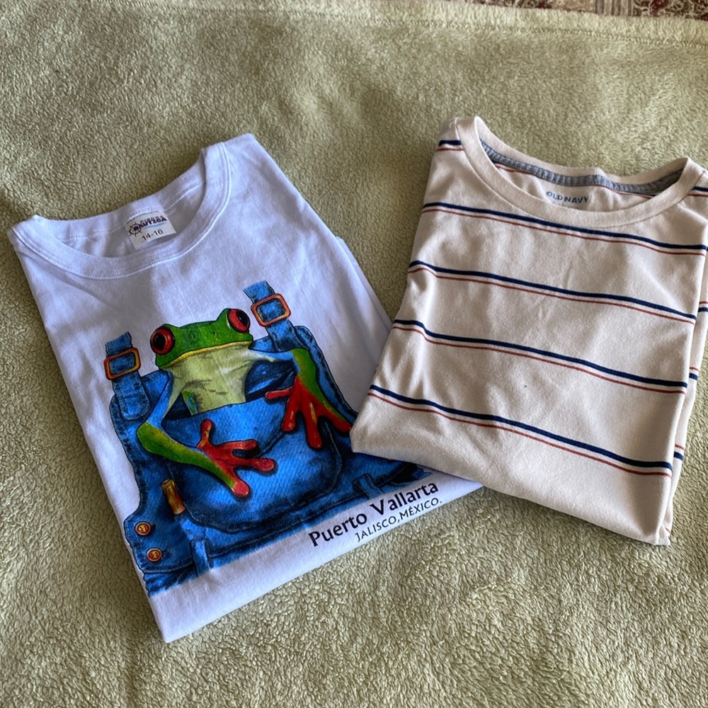 Two t shirts for boys 14 years